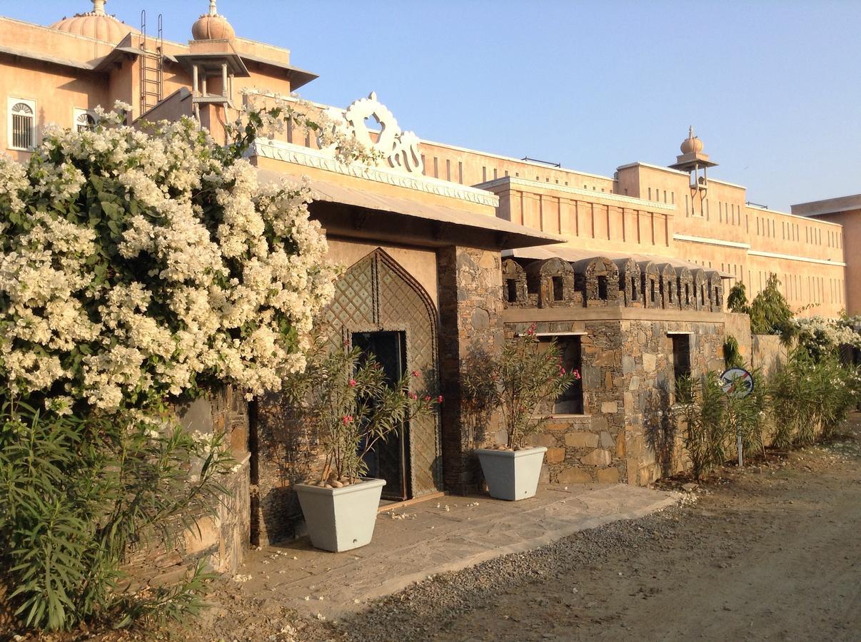 Bujera Fort Udaipur Bagian luar foto
